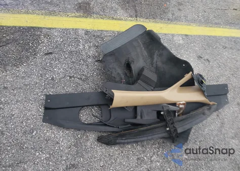 2015 Kia Sedona Lx z USA, uszkodzony, nr VIN KNDMB5C16F6044880